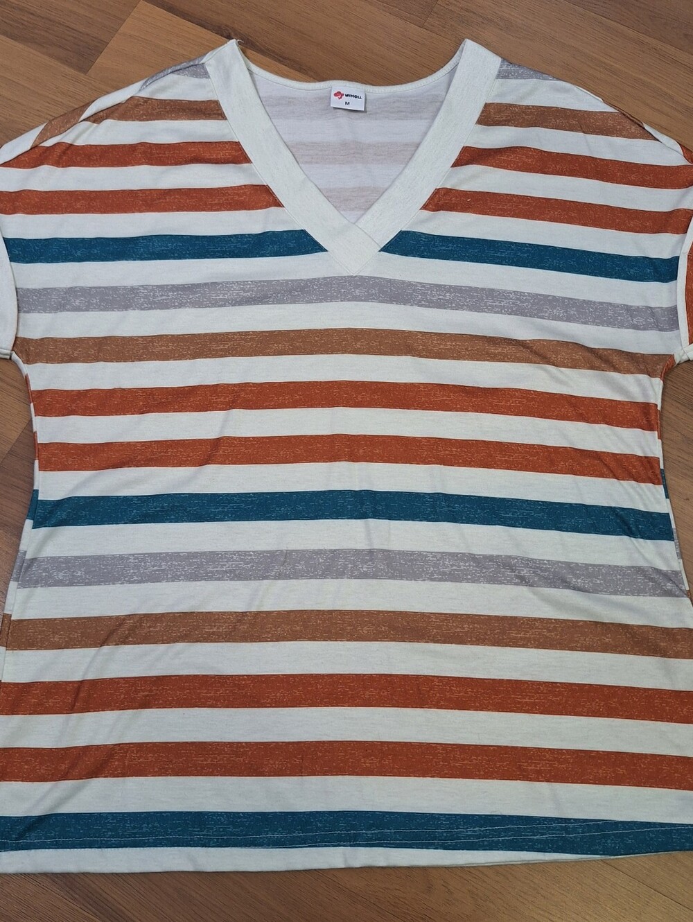 Striped V Neck T Short, Cuffed Sleeves‎
